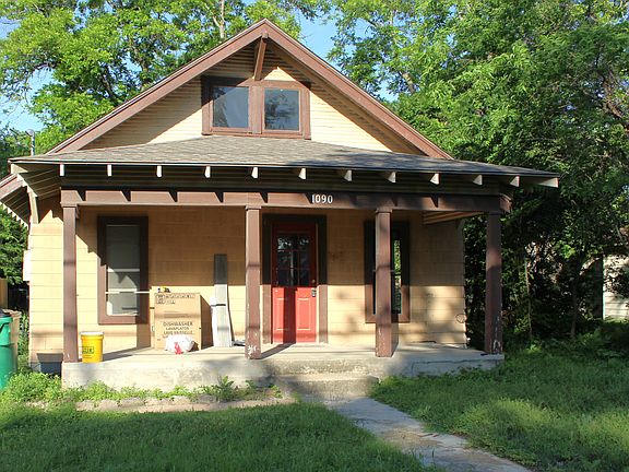 2nd image of 1090 N Ollie St