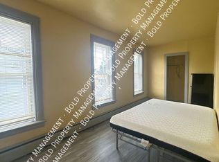 540 Locust St APT 4, Lebanon, PA 17042