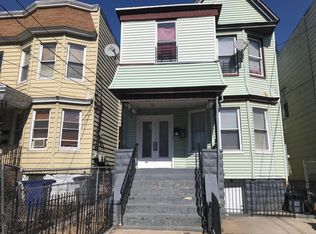 136 Bidwell Ave #2, Jersey City, NJ 07305