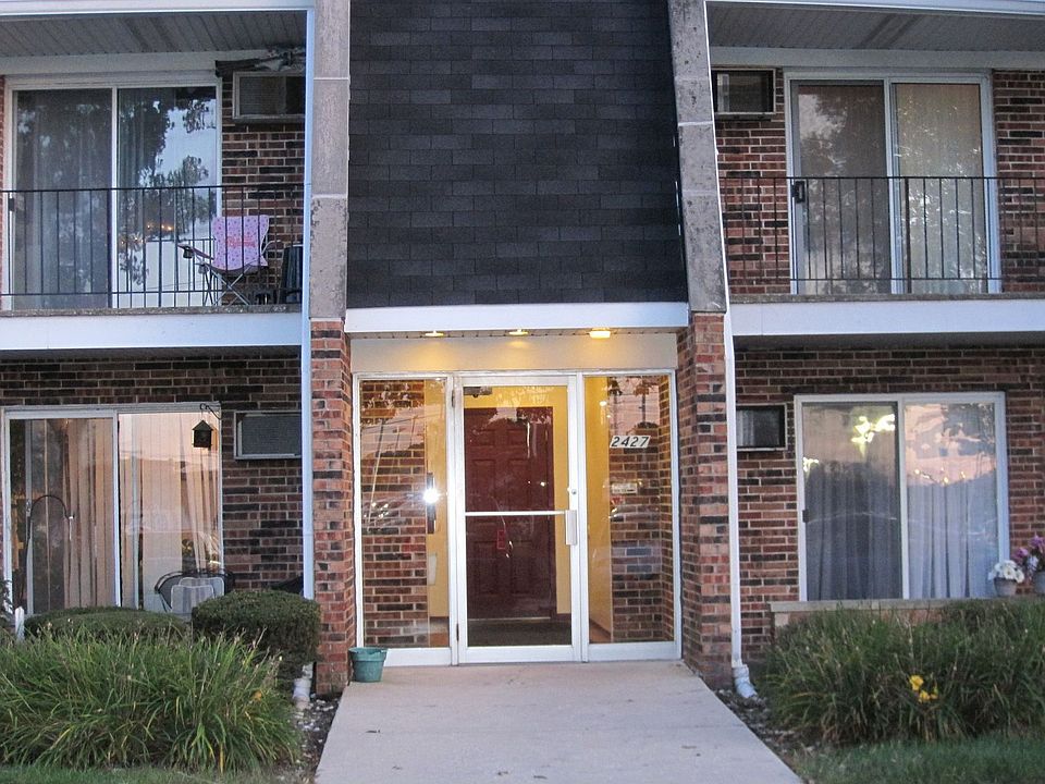 1st image of 2427 Ogden Ave APT 9