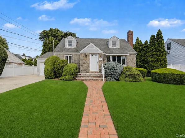 1753 Maurice Avenue, East Meadow, NY 11554