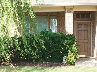 8 Sable Creek Blvd, Sanger, TX 76266