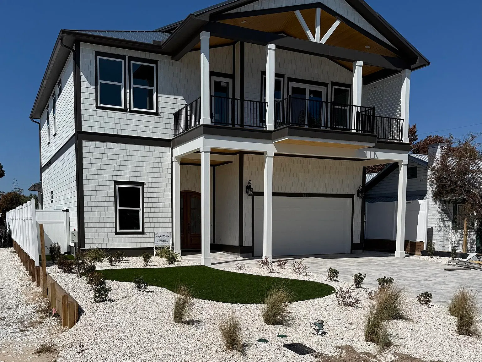 6 bed, 4.5 bath, 3250 sqft, $12,000 — Photo 1