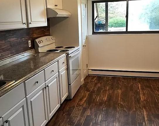 4th image of 167 South St APT 1