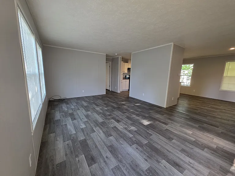 Pineview Estates — Photo 7