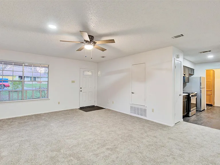 2807 Firecrest Dr — Photo 22