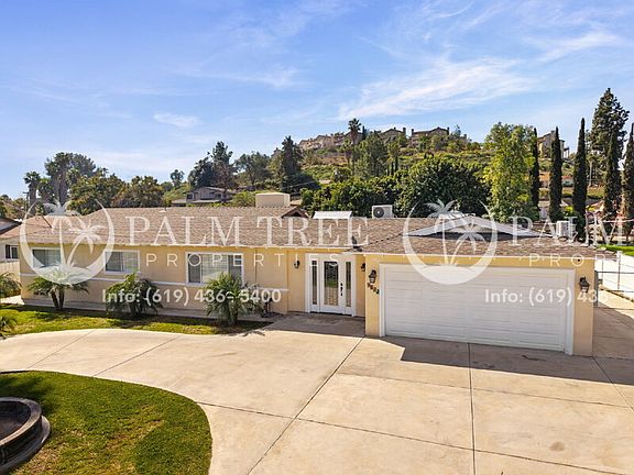 5th image of 1811 Greenfield Dr