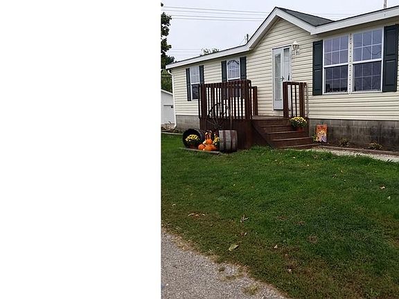 2nd image of 206 Vine St