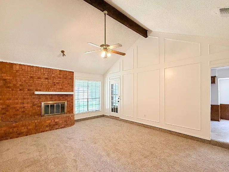 712 Pecan St — Photo 7