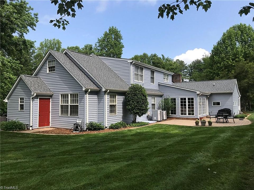 1st image of 171 Berry Mountain Ln