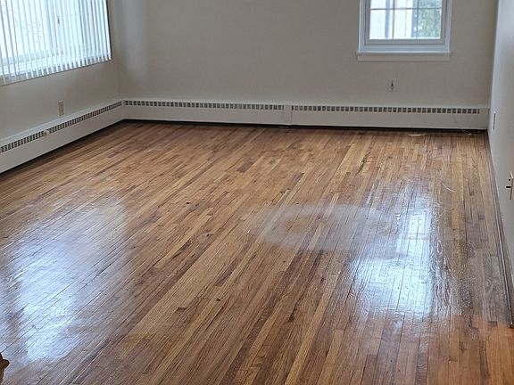 2nd image of 4900 Chicago Ave APT 202
