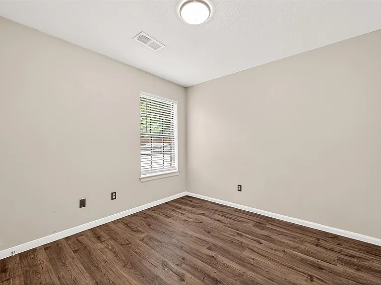 34 Green Slope Pl — Photo 36