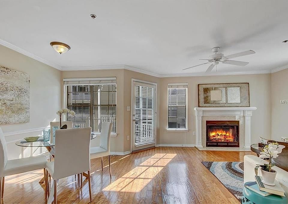 1st image of 1000 W Horatio St APT 112