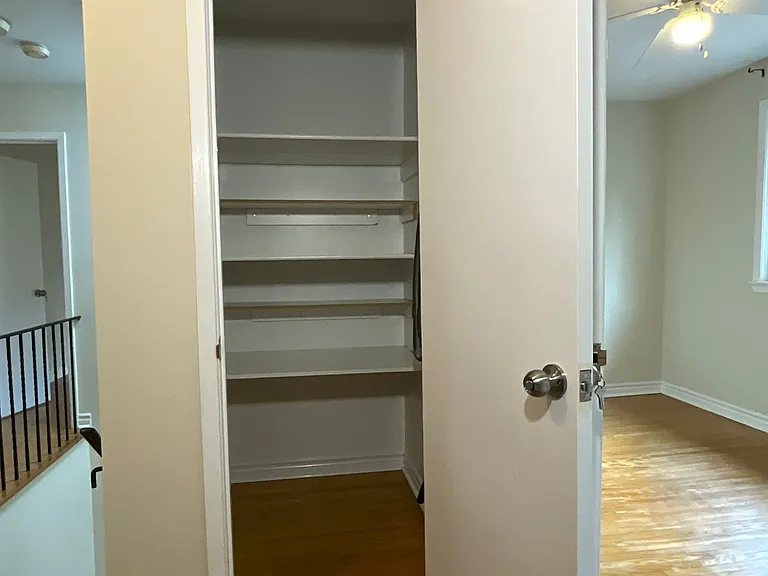 45 Emmeloord Cres — Photo 15
