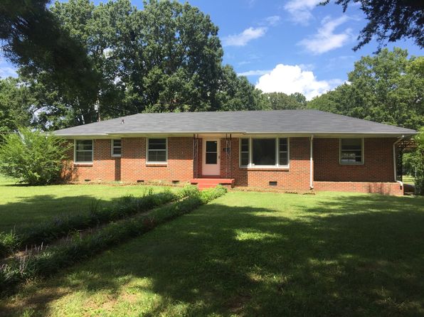 213 Cambridge Ct