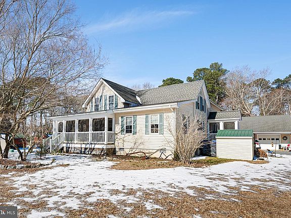 3rd image of 35717 Farm House Ln