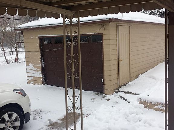 CAR GARAGE ELECT DOOR