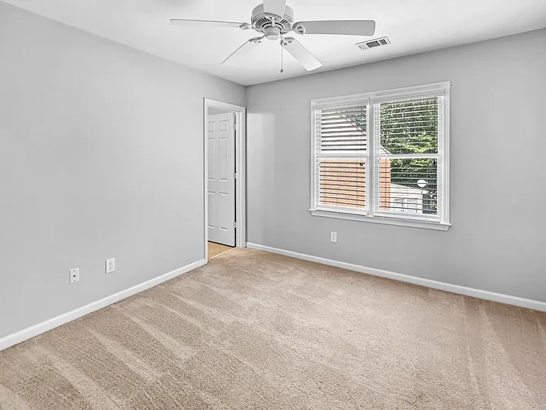 1225 Whitlock Ridge Dr SW — Photo 17