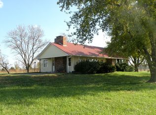 18508 E Victory Rd, Sheldon, MO 64784