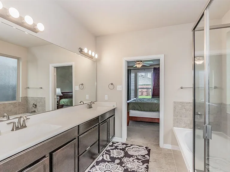 11621 Parade Dr — Photo 22
