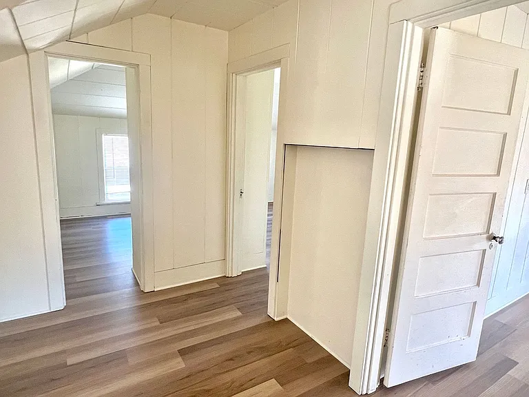 8421 N Fiske Ave — Photo 21