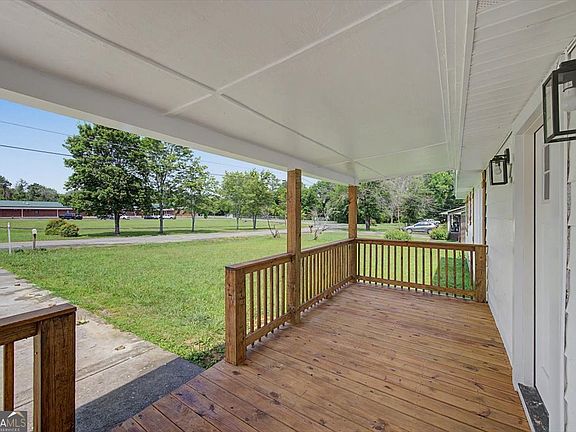 5th image of 54 Glenwood School Rd NE