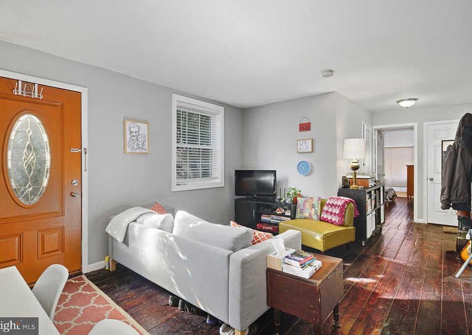 1st image of 865 N Lawrence St #2