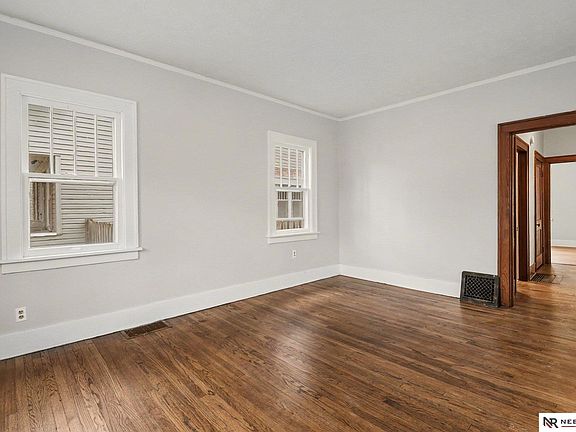 4th image of 1720 N Park Ave