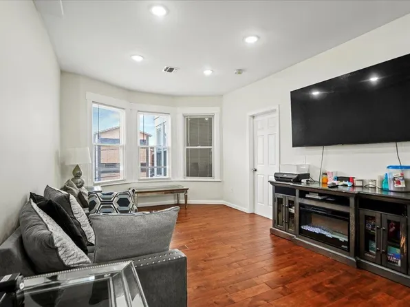 244 Clinton Avenue image 19 of 37