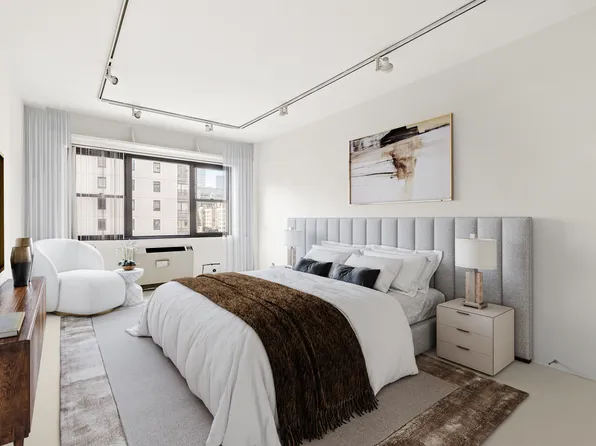 165 East 72nd Street image 6 of 11