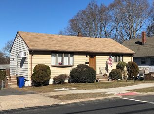182 Mount Pleasant Ave, Woodland Park, NJ 07424