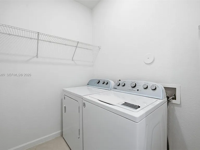 2345 NW 131st Cir — Photo 21
