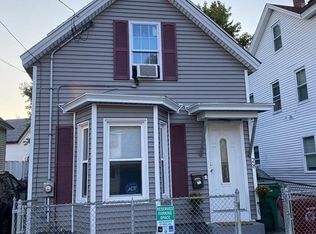 28 Fulton St, Lowell, MA 01850