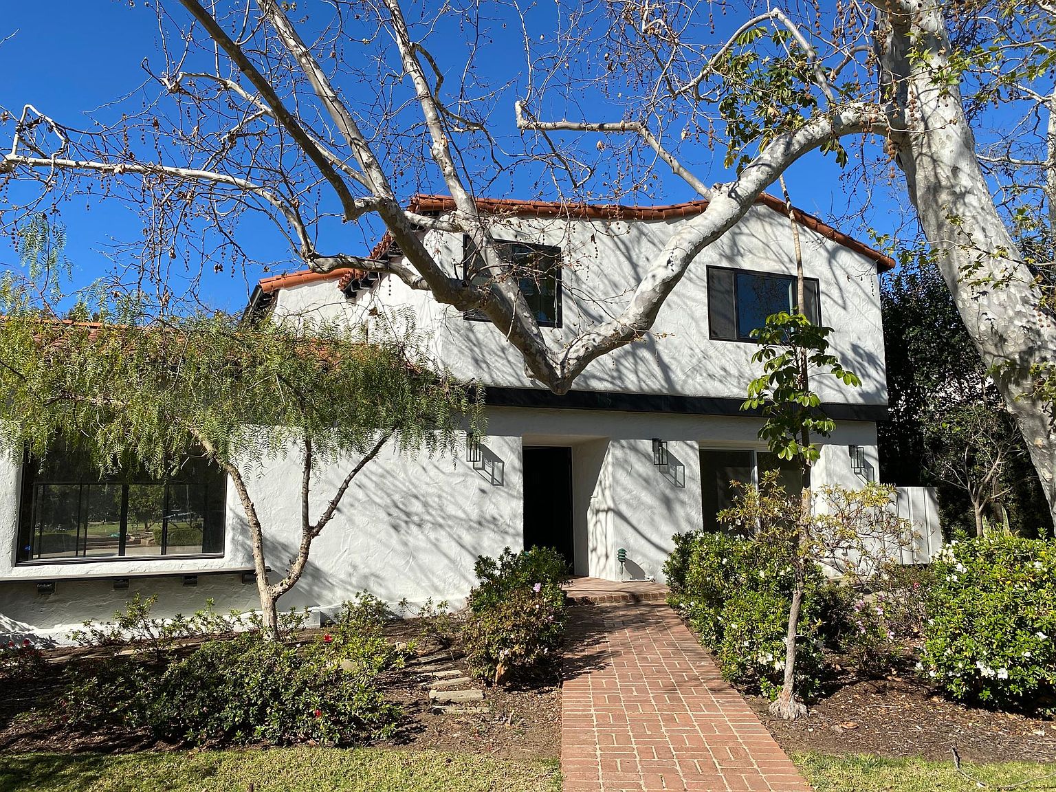 239 N Cliffwood Ave, Los Angeles, CA 90049 | Zillow