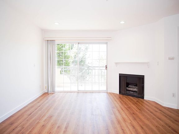 4th image of 4760 Templeton St APT 3224