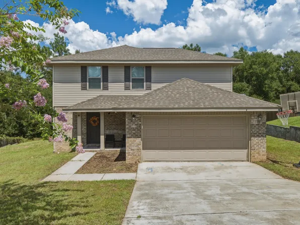 171 Conquest Ave, Crestview, FL 32536