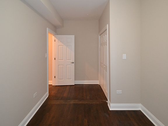 4th image of 2019 N Hoyne Ave #2