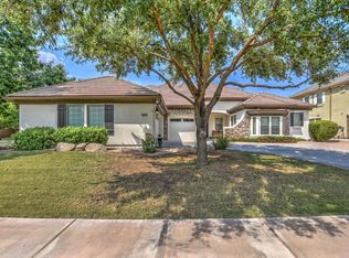 3028 E Comstock Dr, Gilbert, AZ 85296