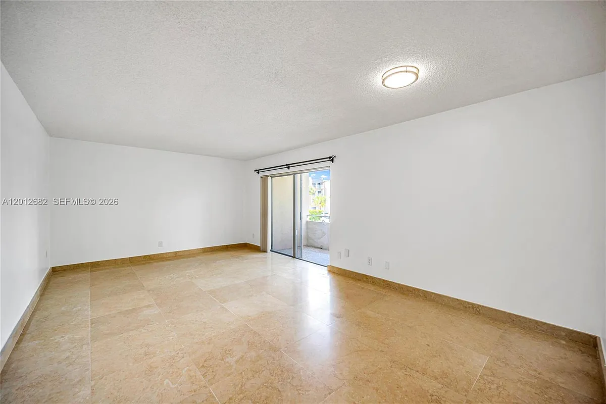 Building Photo - 7757 SW 86th St #C-213