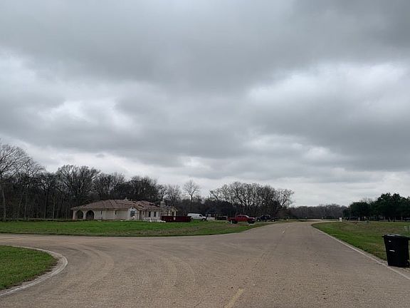 4th image of 9720 Thompson Lake Dr