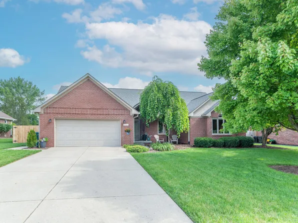 6620 E Ridgeway Dr, Mooresville, IN 46158