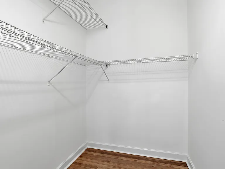 220 Cedarwood Ter #220 — Photo 9