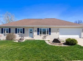 356 Leona Way, Oakfield, WI 53065