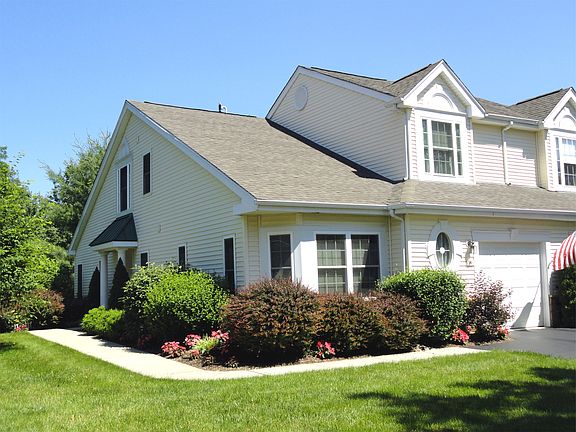 Exterior - Front/Side View