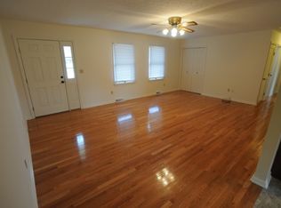 3013 Shagbark Trl, Sellersburg, IN 47172