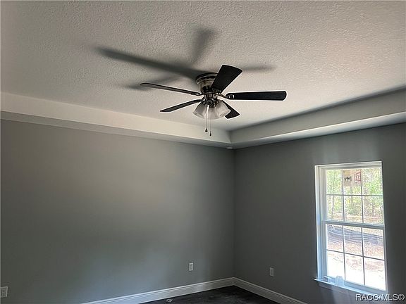 5th image of 227 E Finland Ln