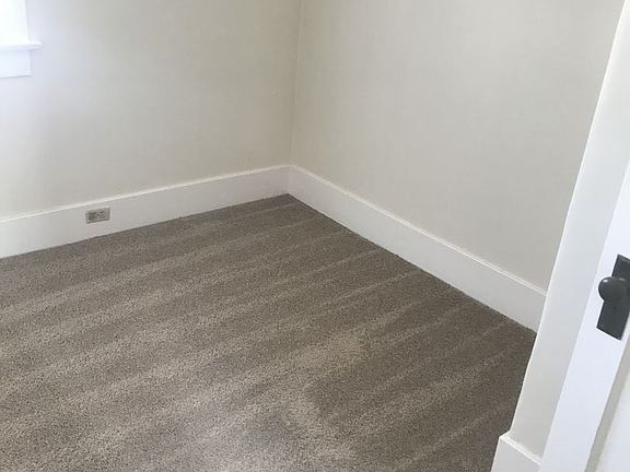 5th image of 3026 3rd Ave