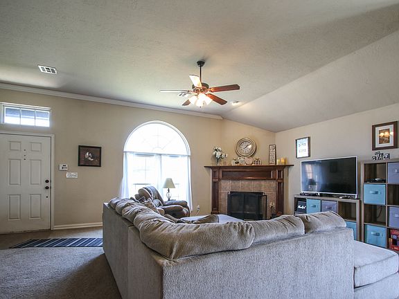 4th image of 206 Breckenridge Dr