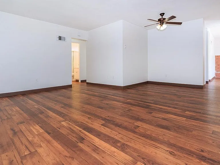 East Orange Village Apartments — Photo 77
