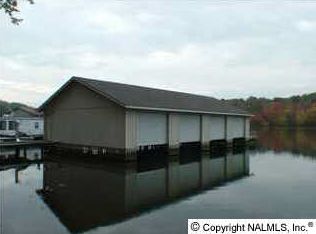 Shoreline Cir, Guntersville, AL 35976